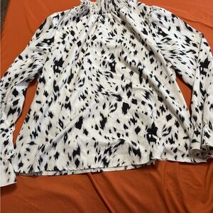 SHEIN Black and White Patterned Blouse